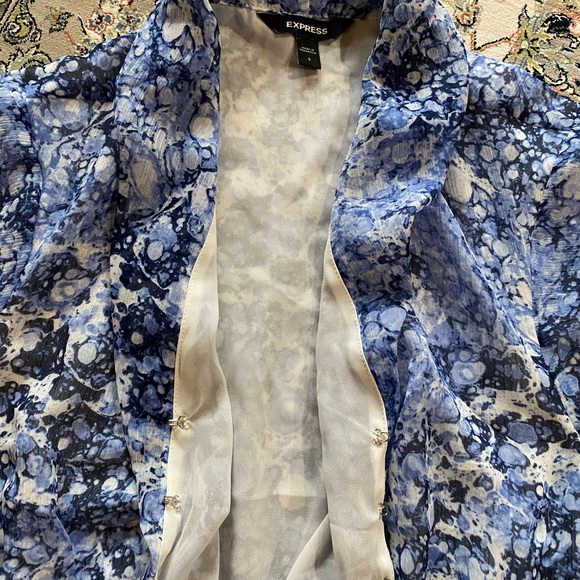 Top - Picture 4 of 8